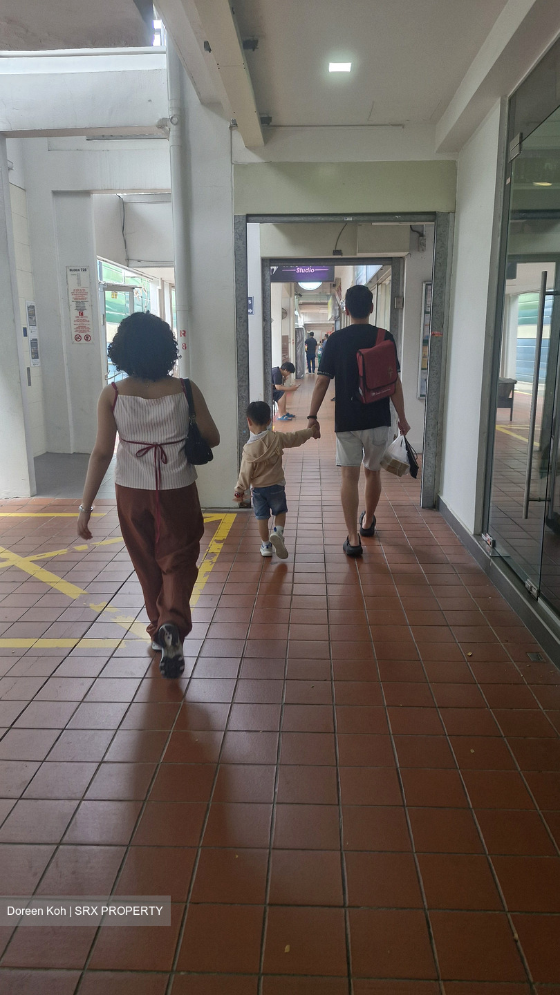 Ang Mo Kio Avenue 6 (D20), Shop House #627445671